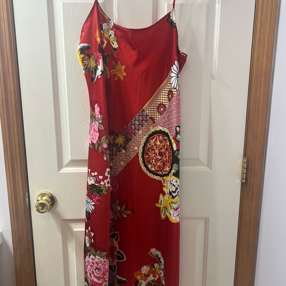 Natori Private Luxuries Gown Size Large Red Charmeuse Silky Slip Nightgown - Picture 3 of 5